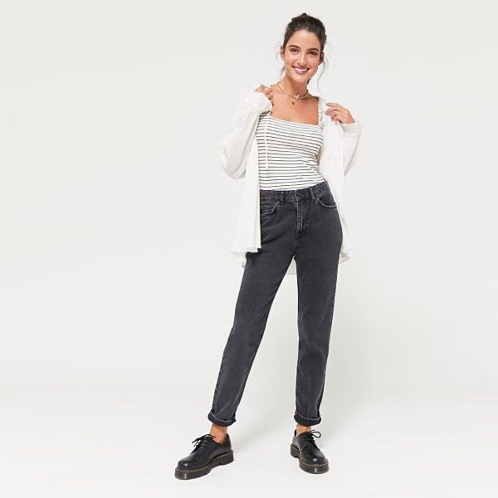BDG Urban Outfitters High Rise Mom Denim Jeans Tapered Leg Women's Size 30 Black
